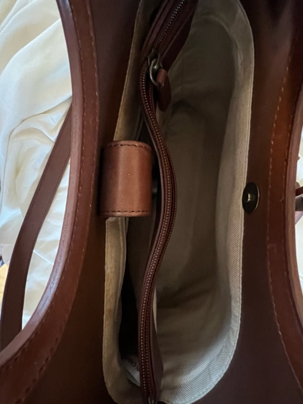 Fossil Woven Multicolor Straw bag with Brown Leather Trim - Picture 4 of 5